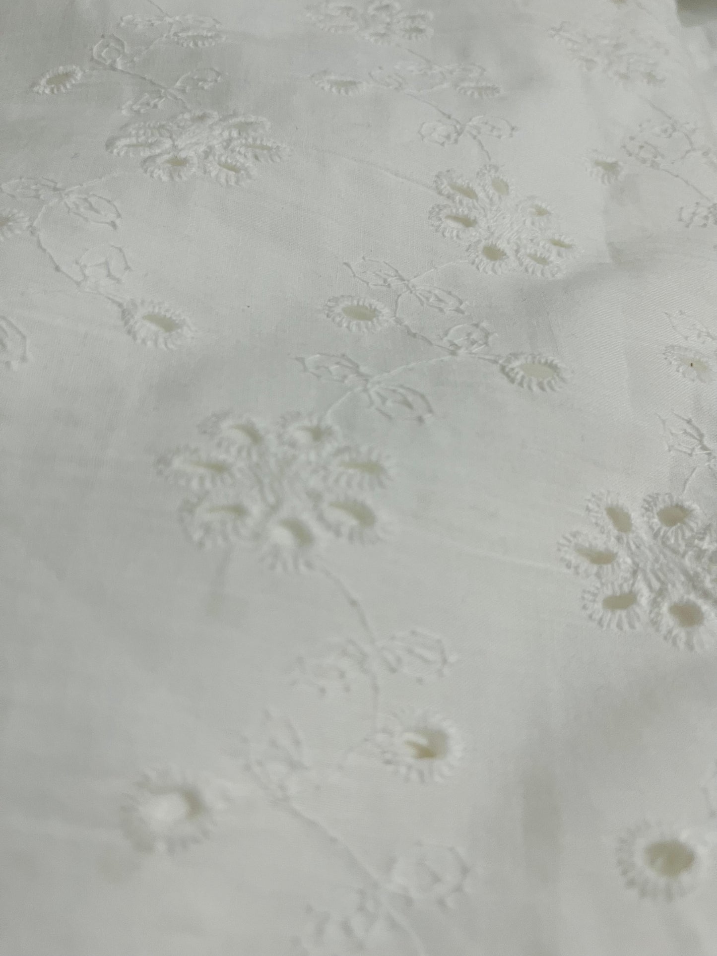 White colour premium quality hakoba