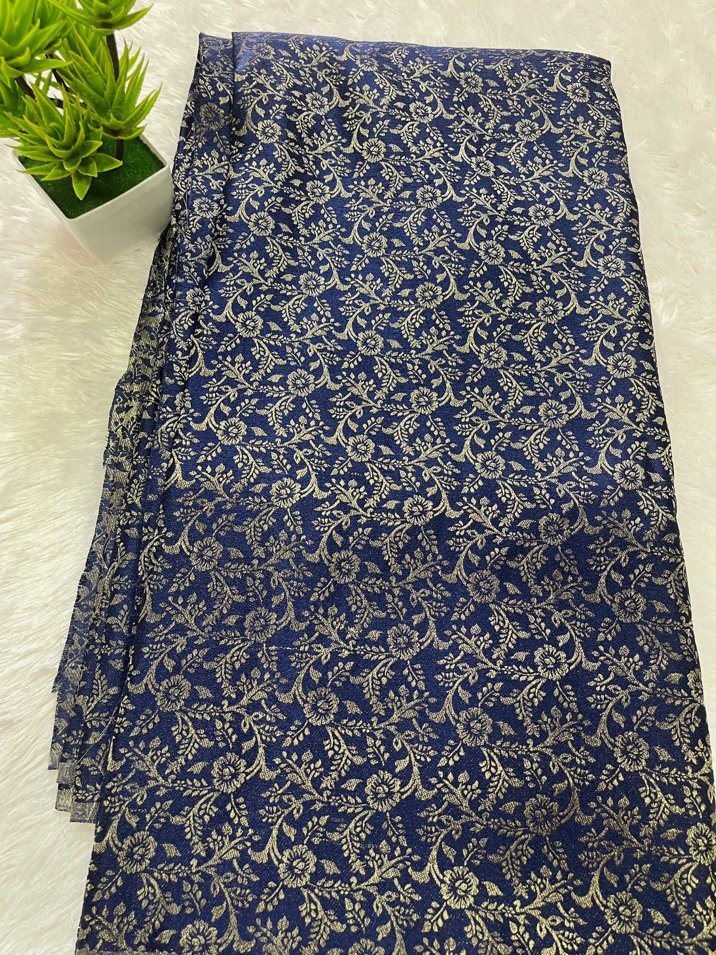 banarasi brocade fabric