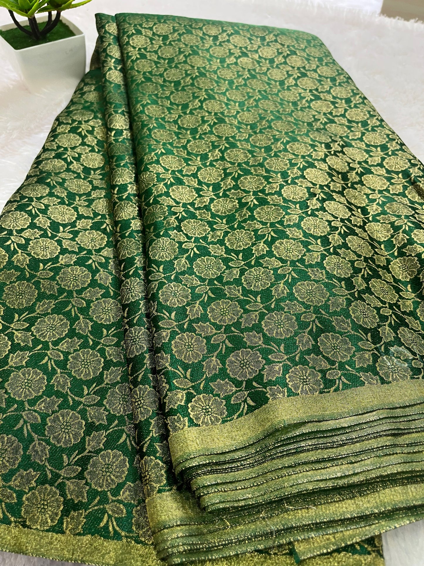 banarasi brocade fabric