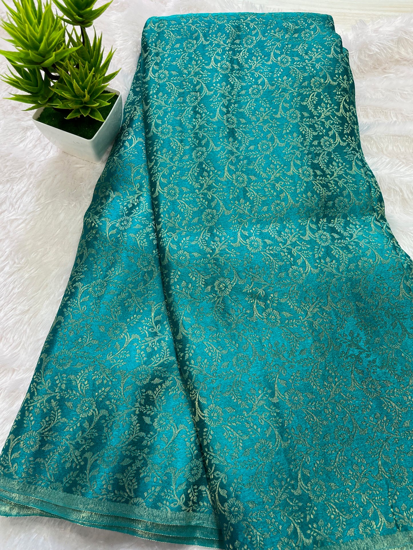 banarasi brocade fabric