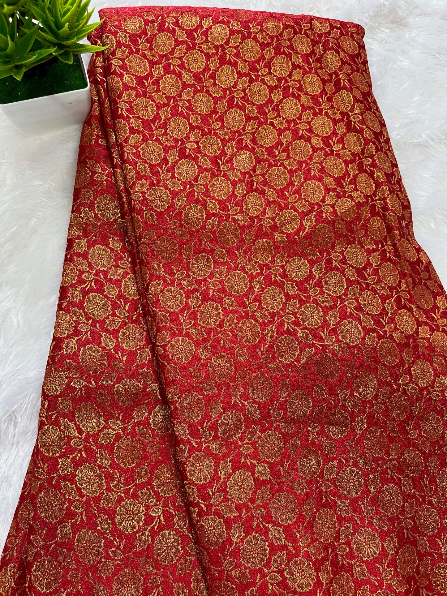 banarasi brocade fabric