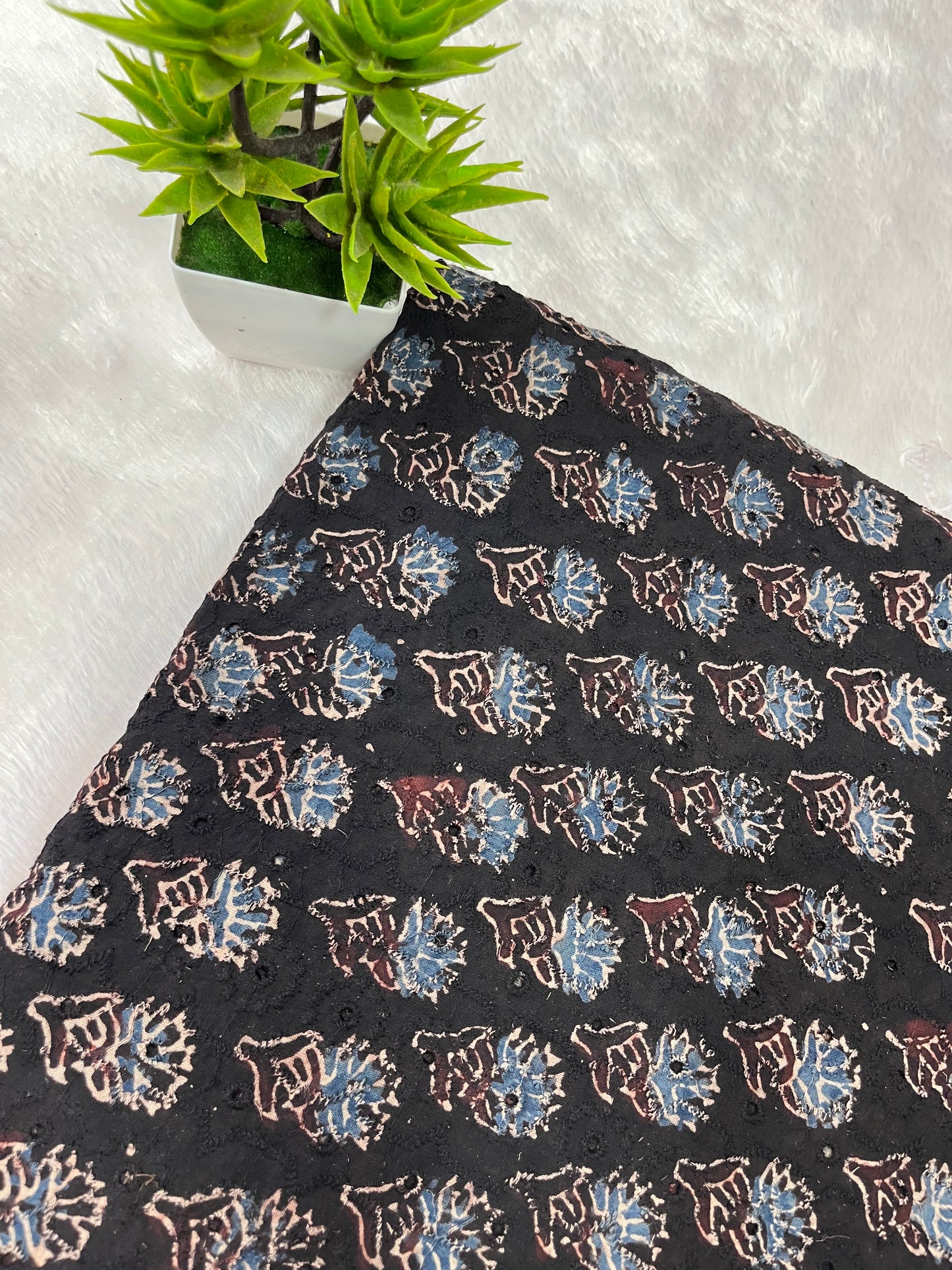 AJRAK HAKOBA