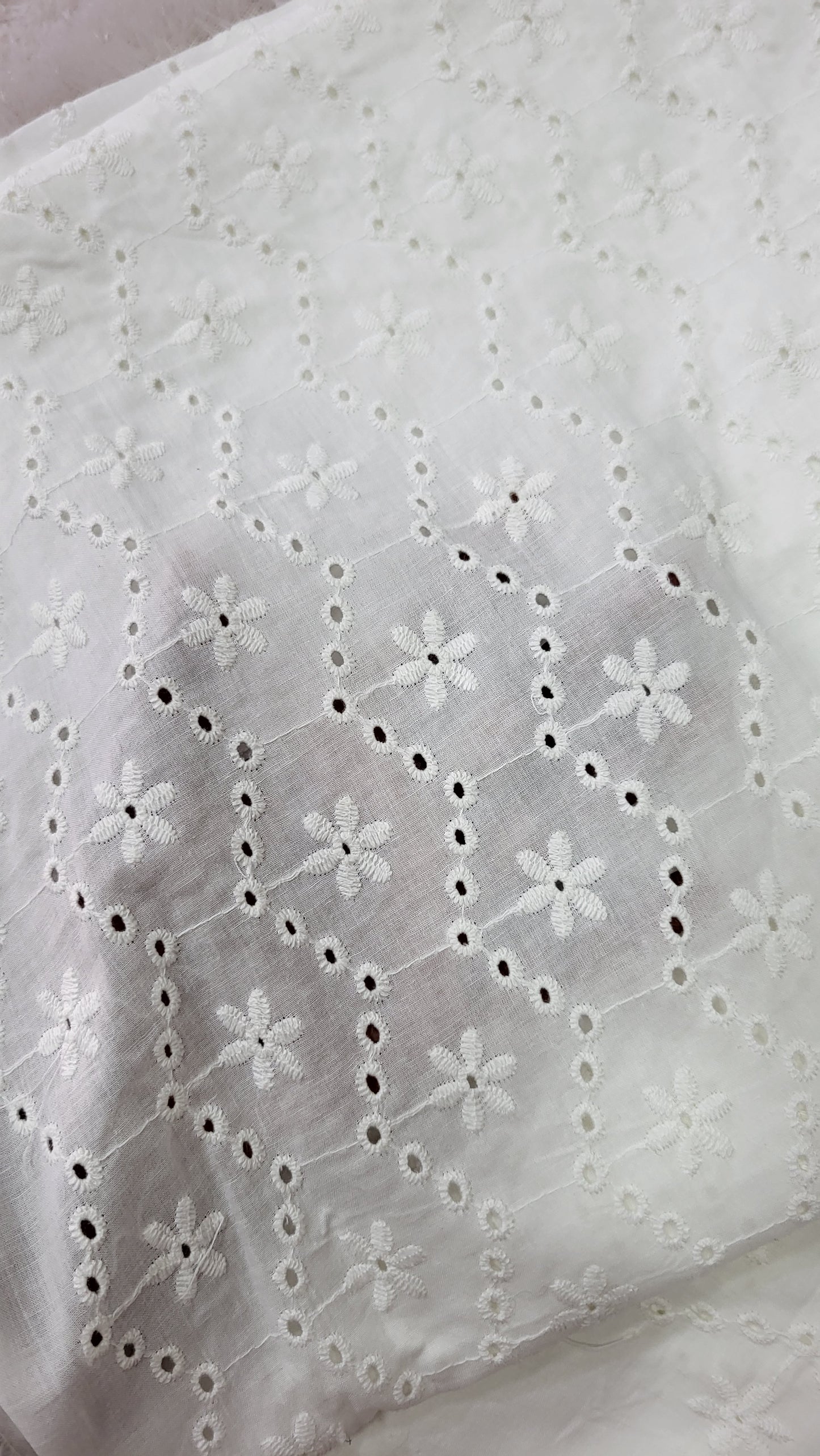 White Hakoba