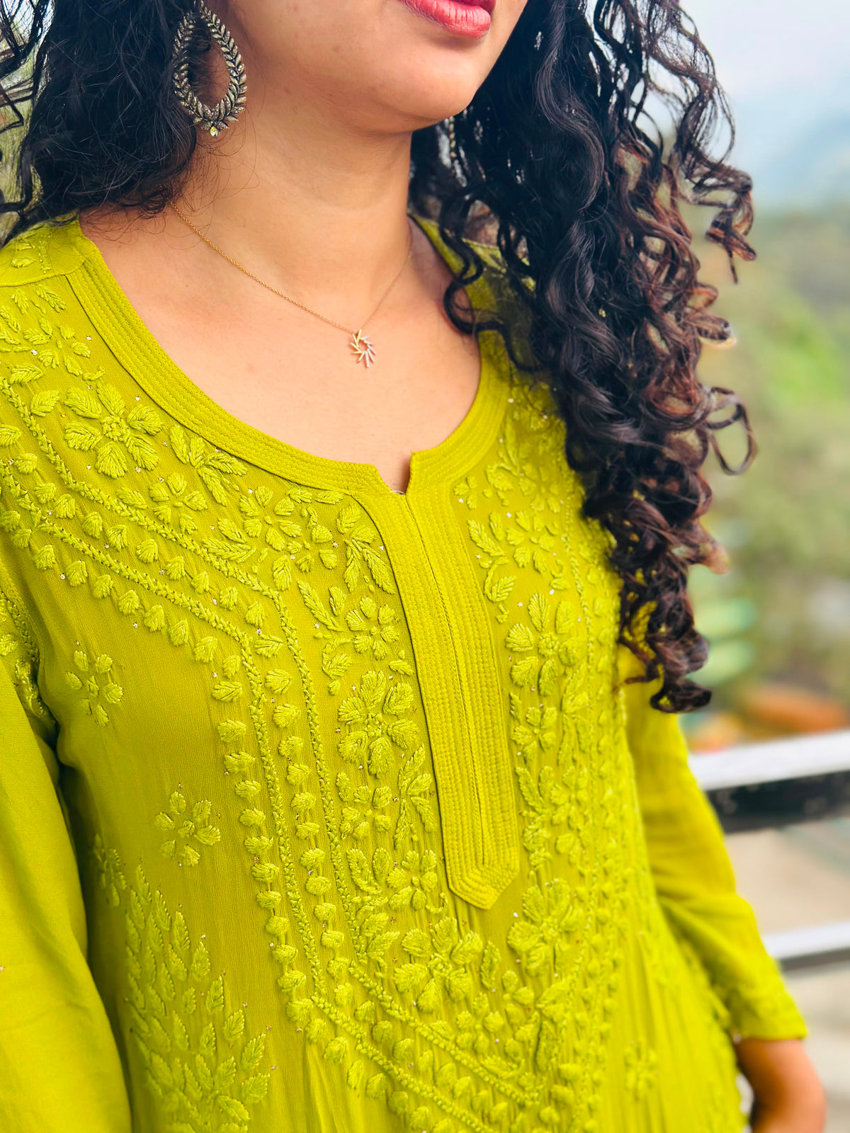 PARROT GREEN SHADE CHIKANKARI KURTI