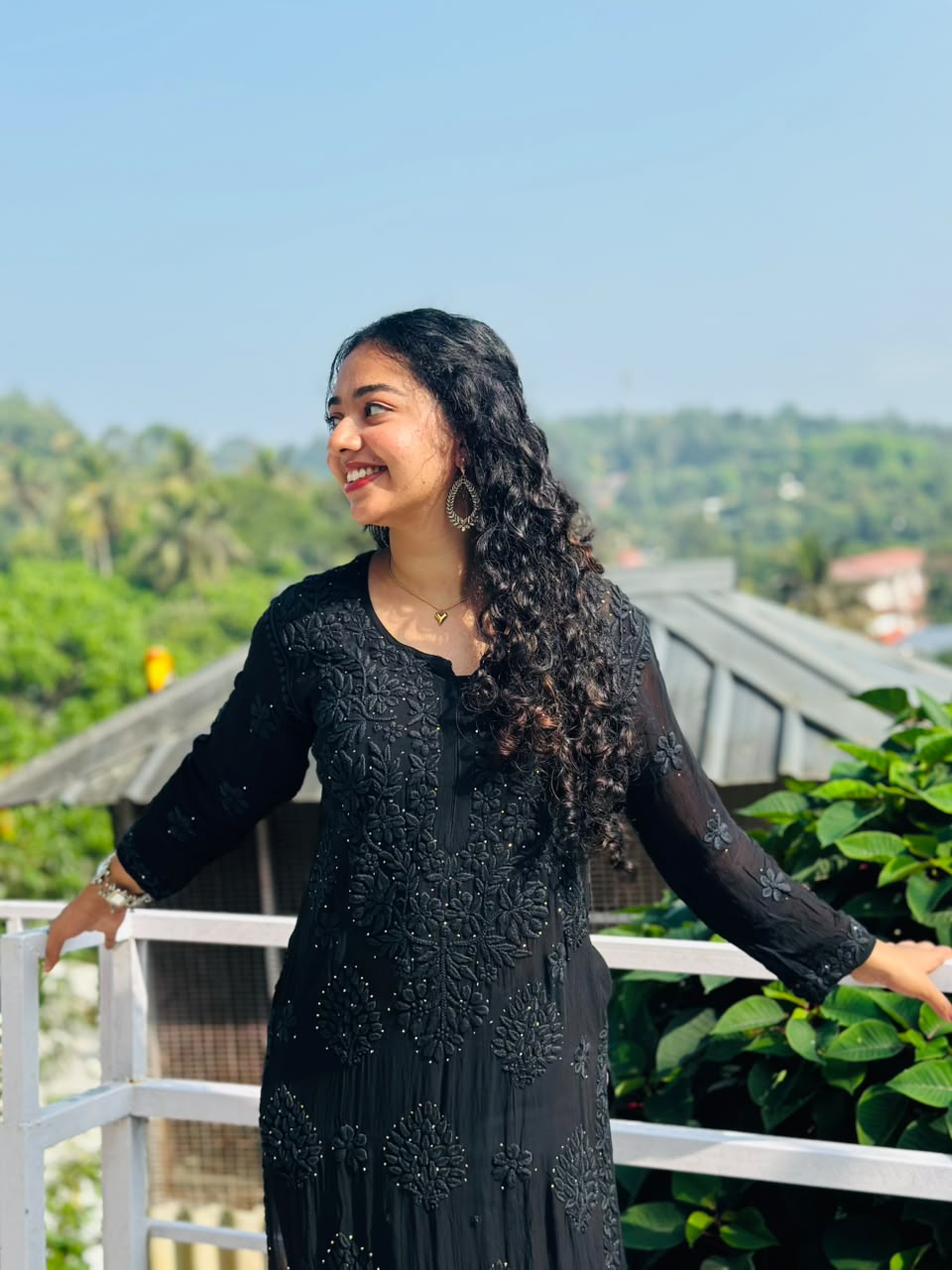 BLACK SHADE CHIKANKARI KURTI