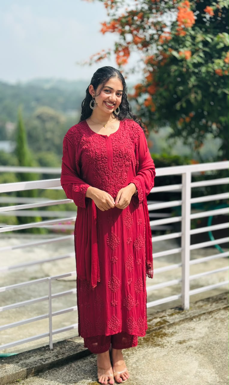 VISCOSE GEORGETTE CHIKANKARI FULL SET
