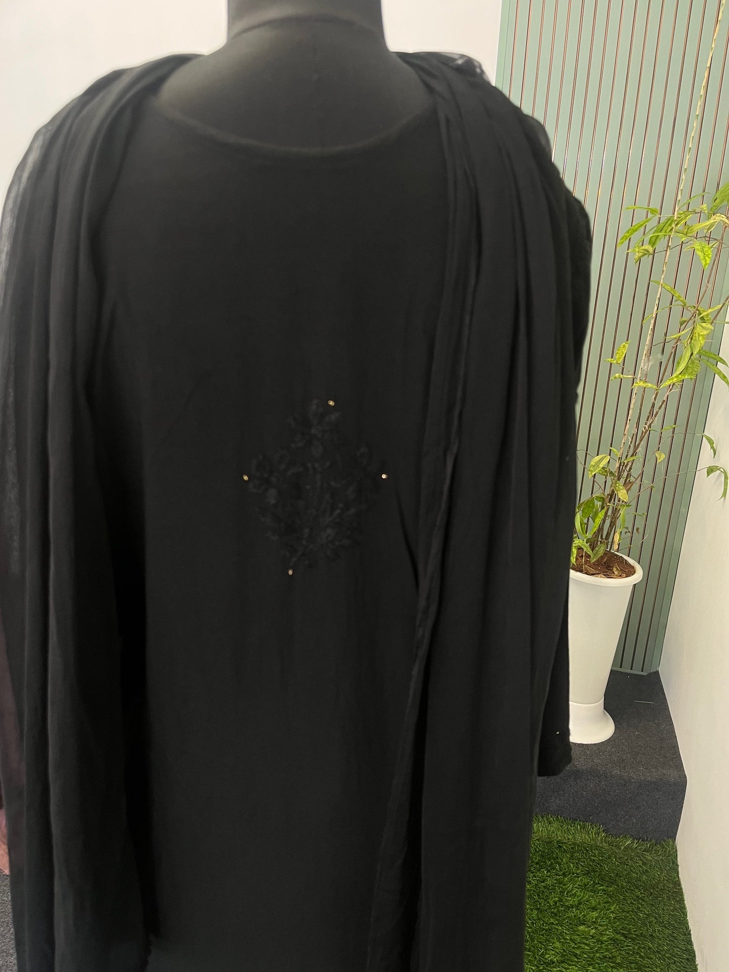 BLACK SHADE CHIKANKARI 3 PIECE SET