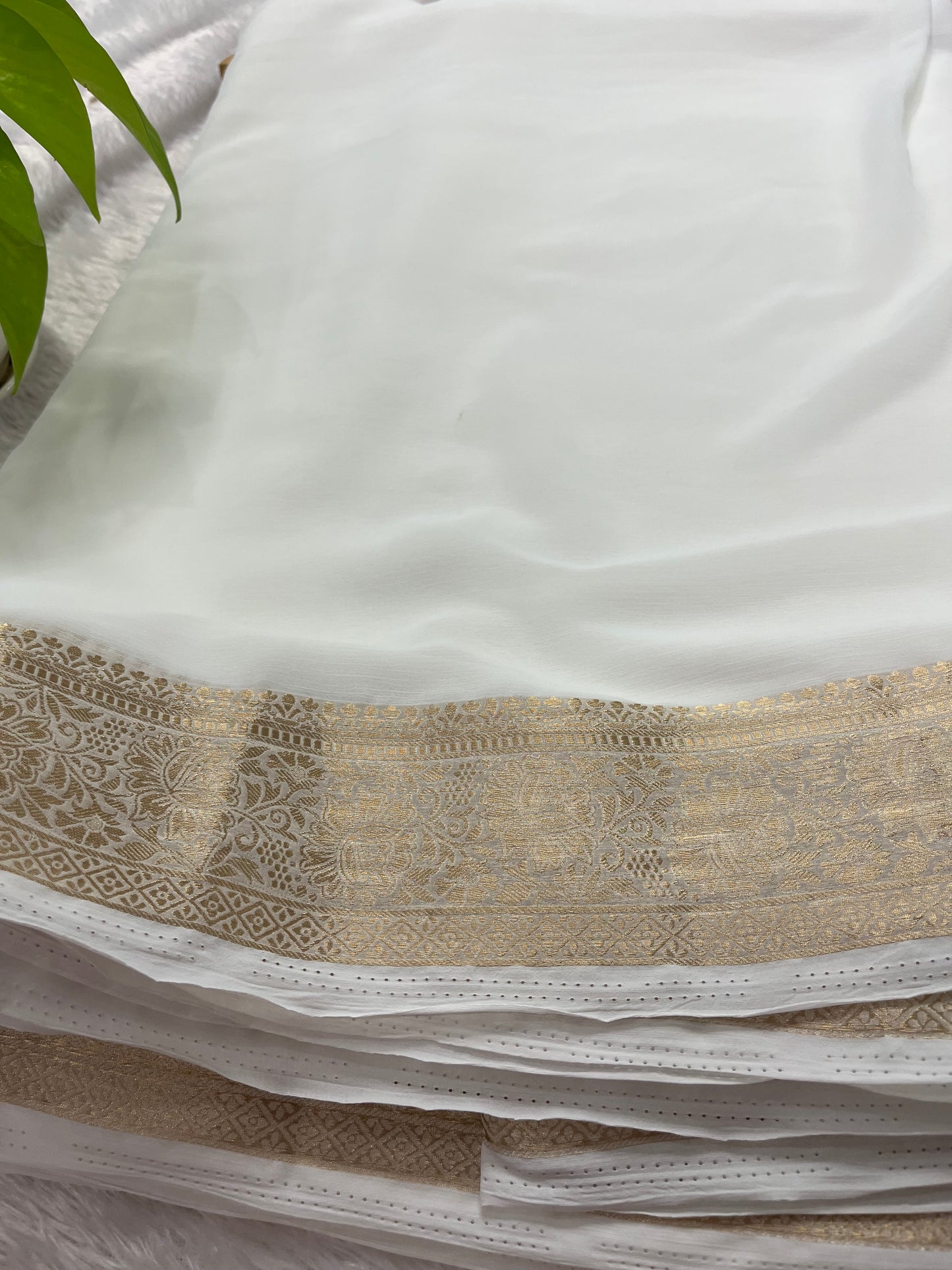 ONAM COLLECTIONS - MUL CHIFFON FABRIC