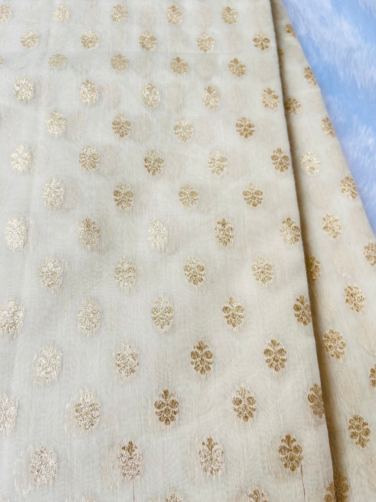 Pure Handloom chanderi cotton with golden buttas