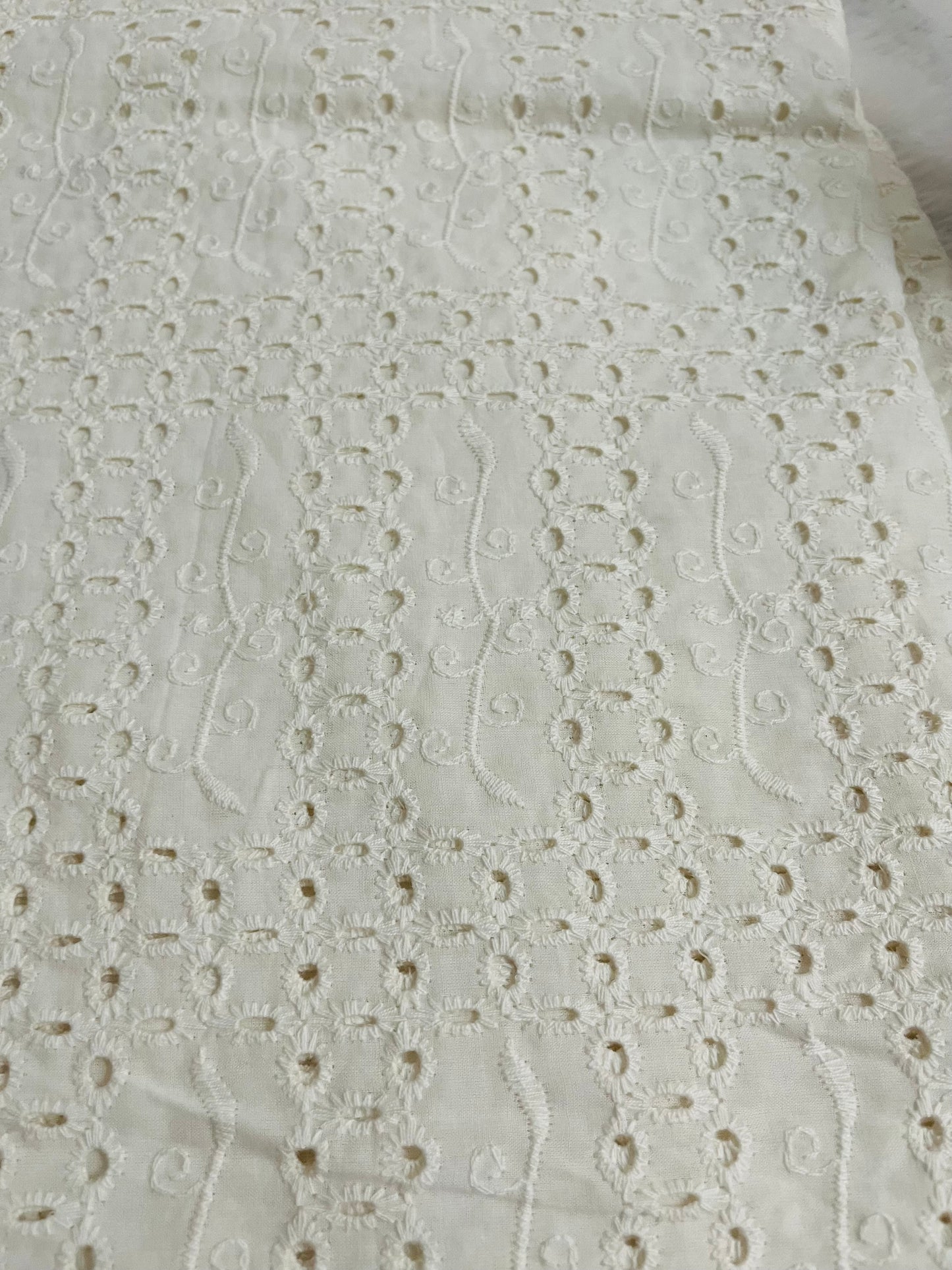 white shade hakoba fabric