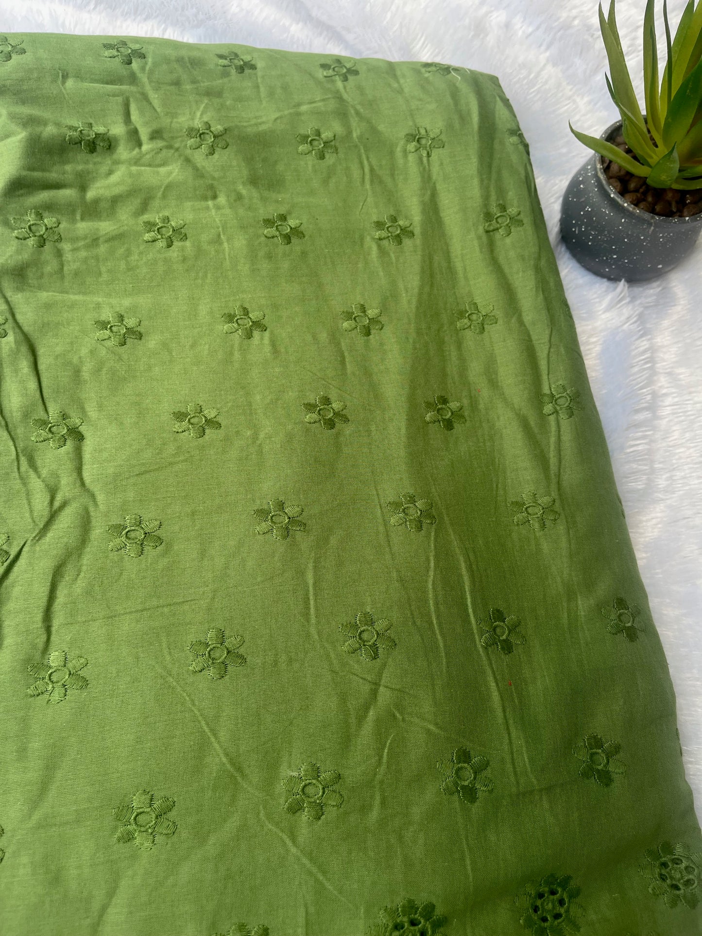 olive green shade  premium hakoba