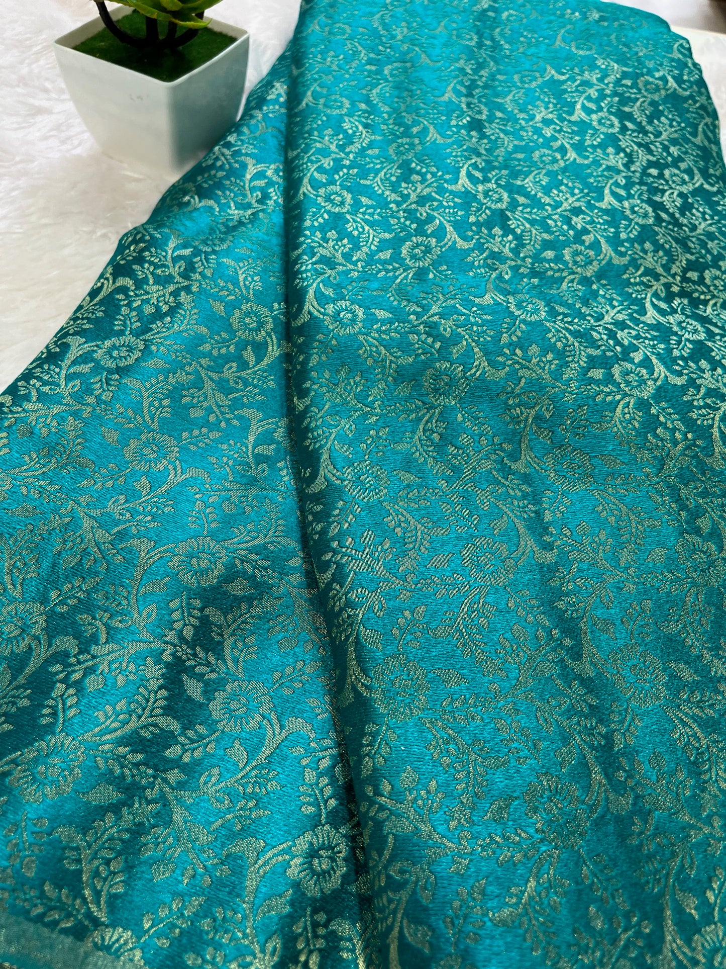 banarasi brocade fabric