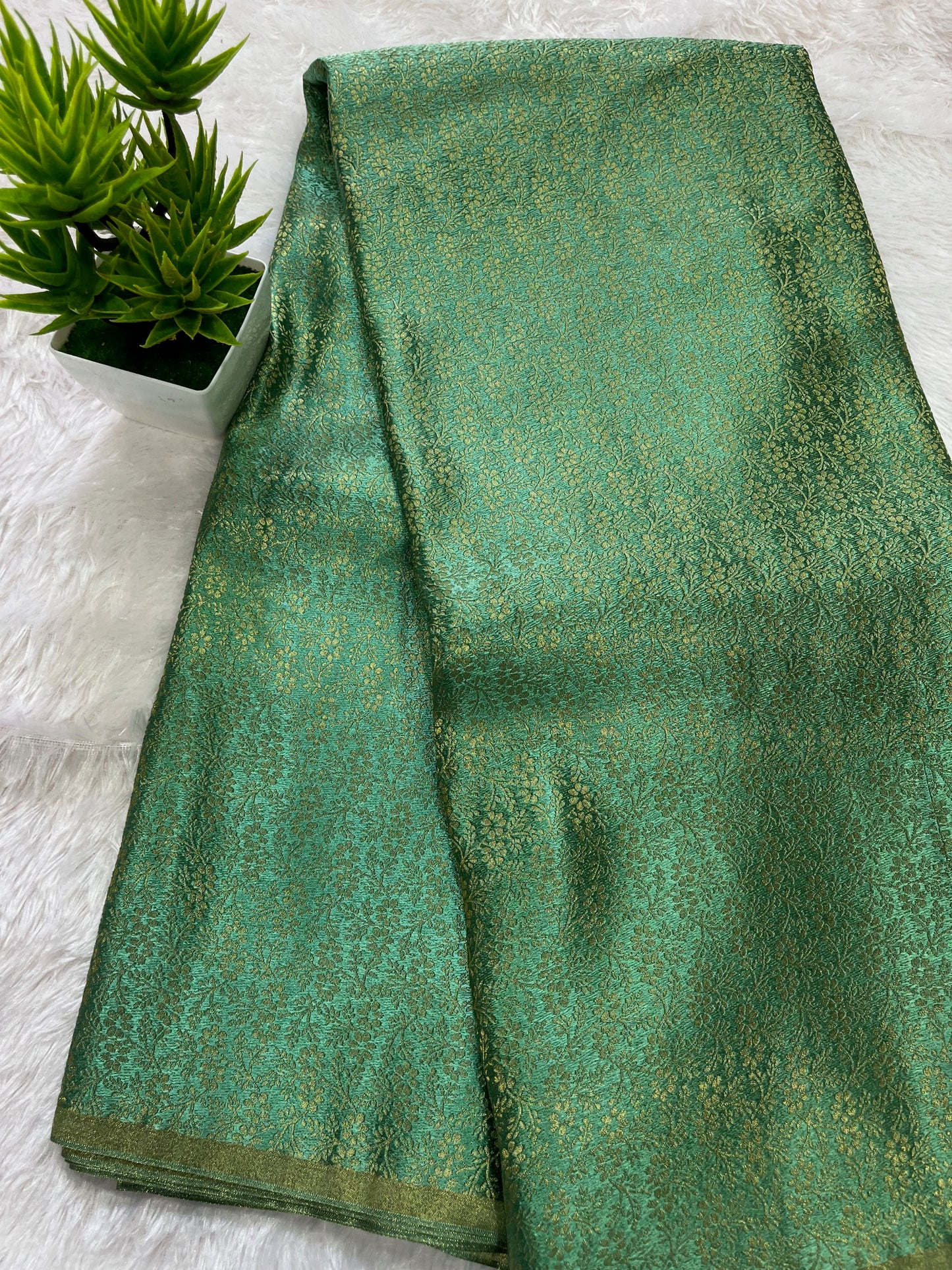 banarasi brocade fabric
