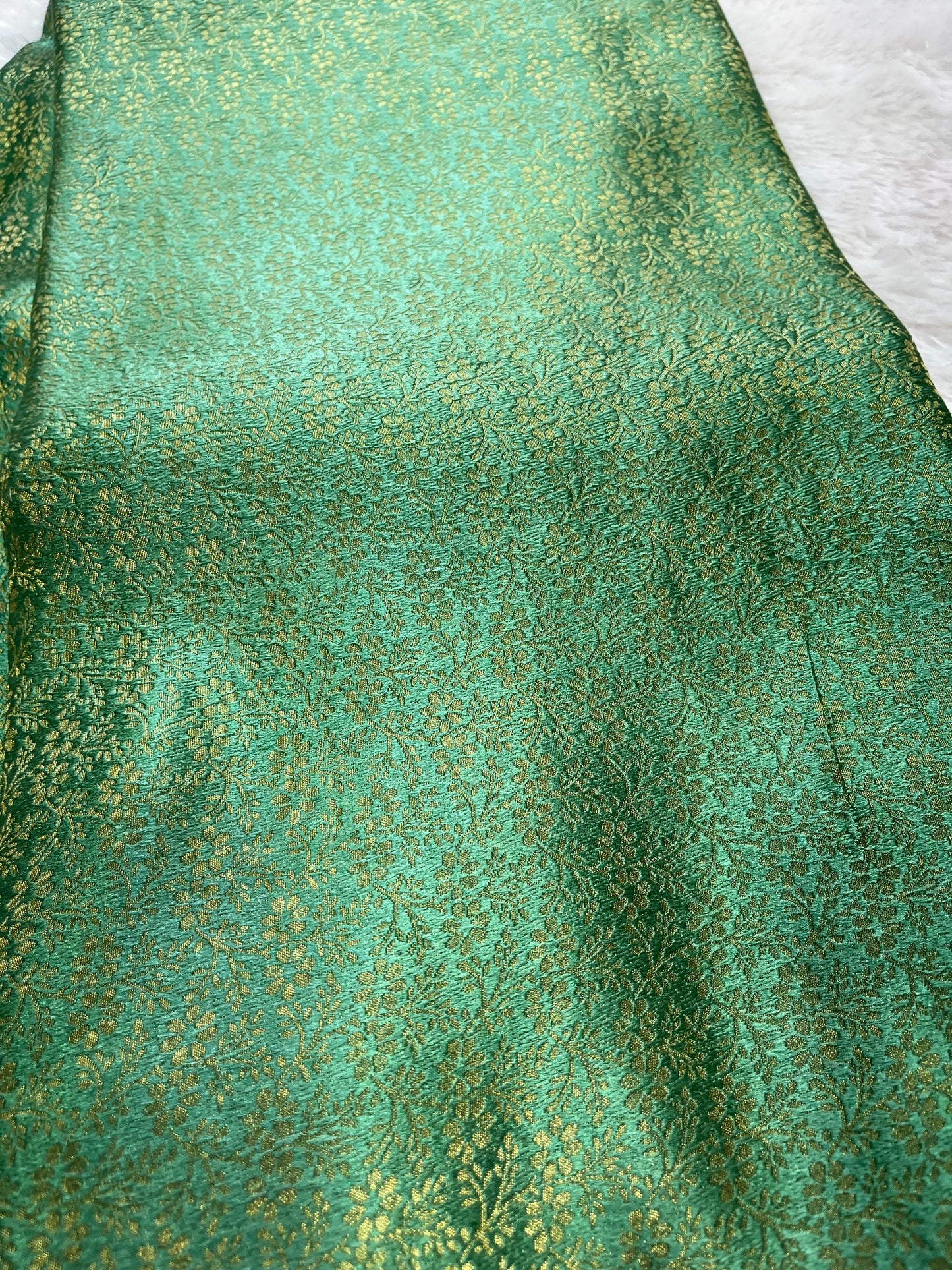 banarasi brocade fabric