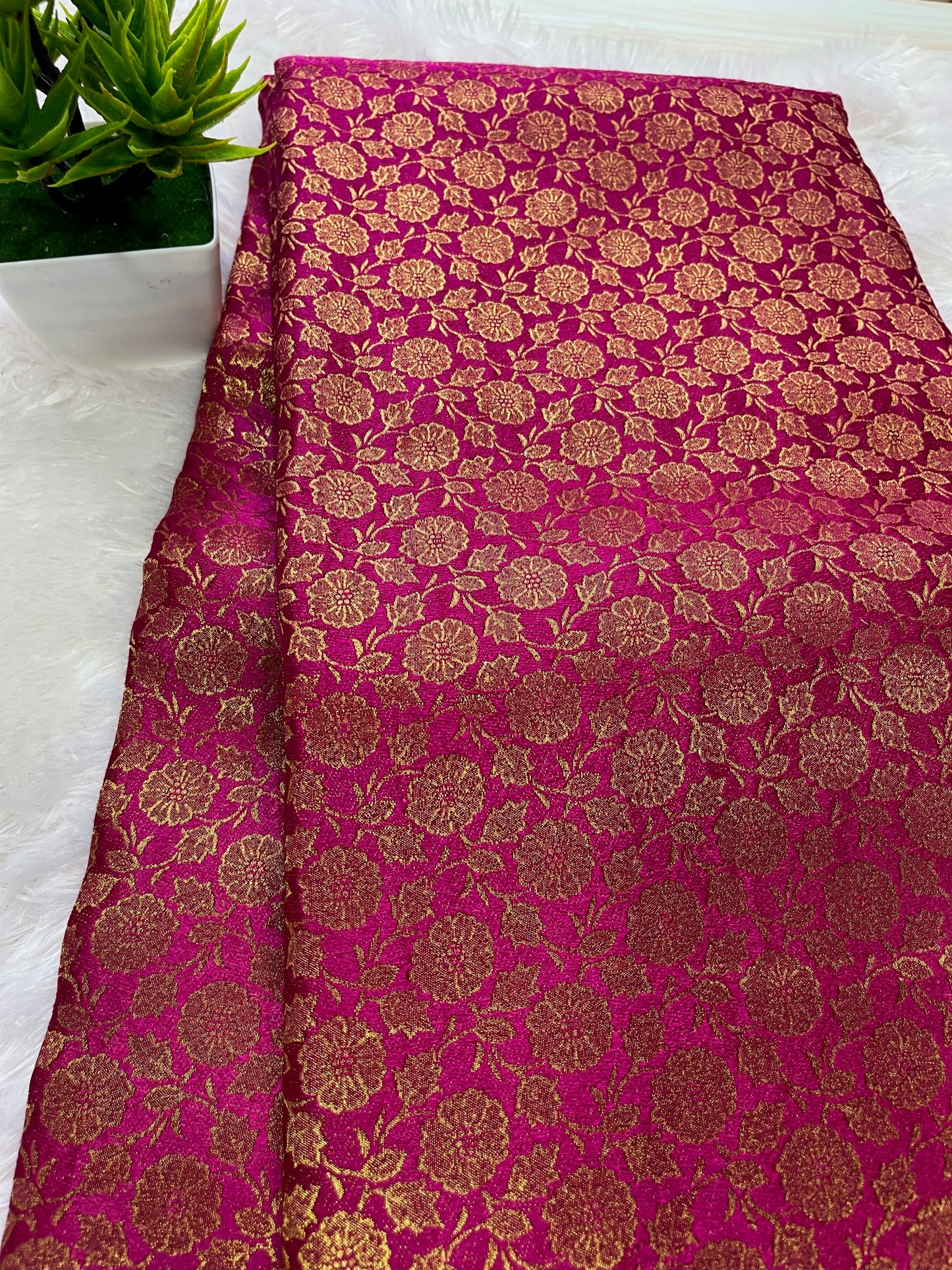 banarasi brocade fabric