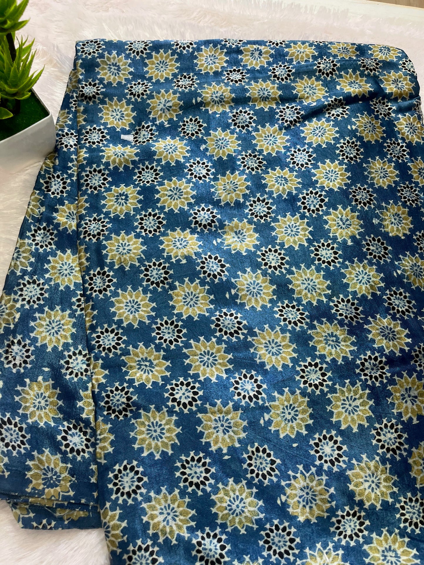 Gaji silk