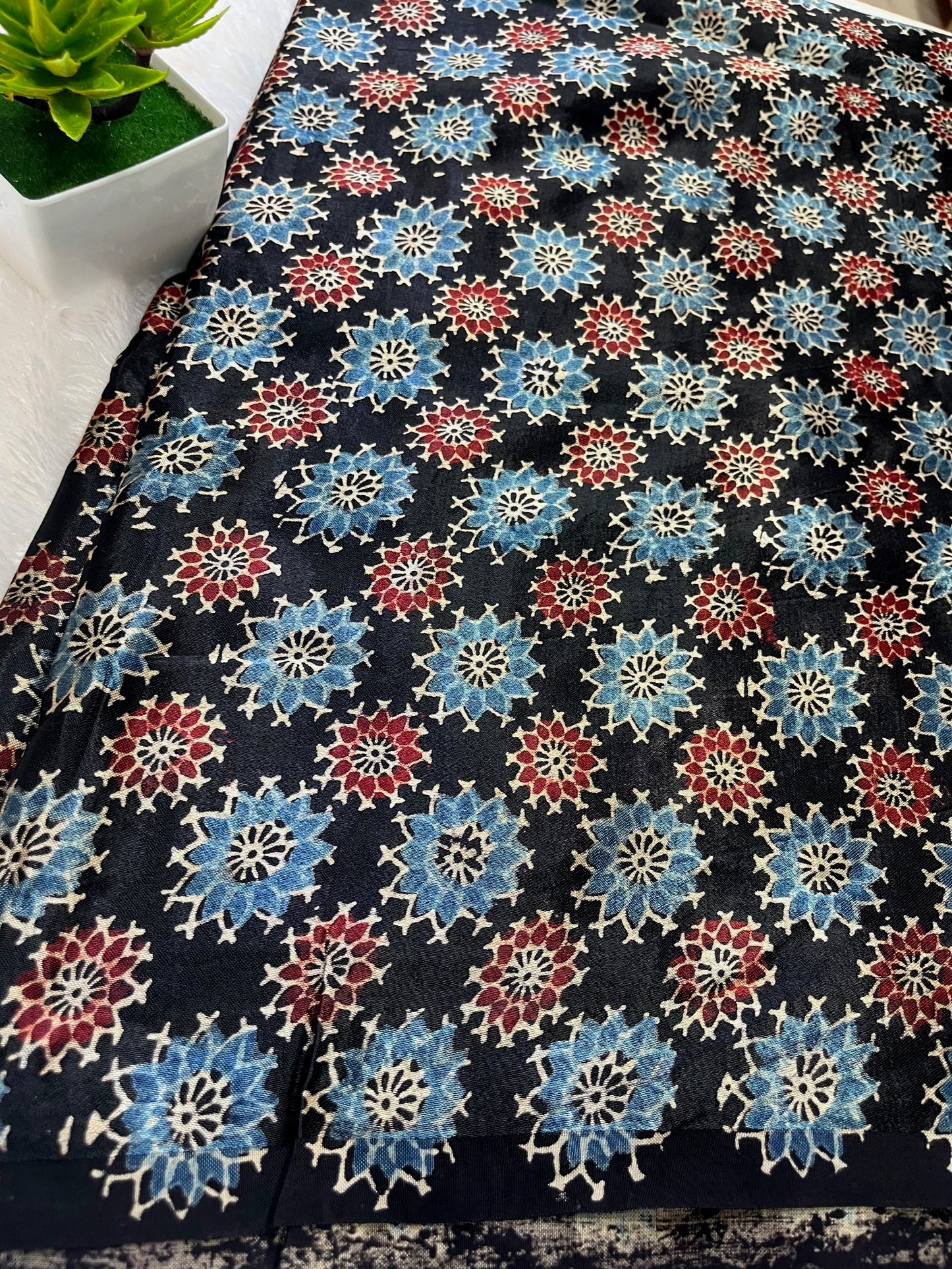 Gaji silk
