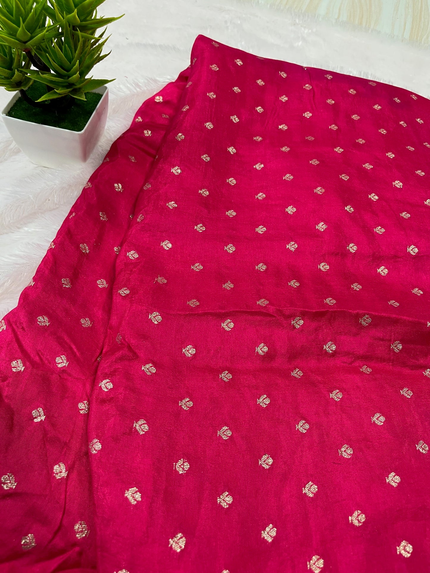 RANI PINK SHADE RUSSIAN SILK FABRIC