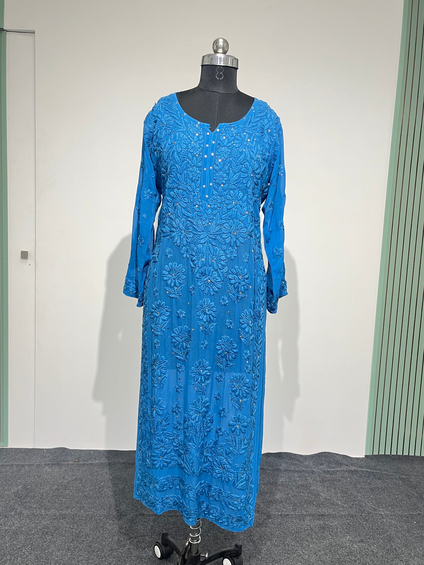 CHIKANKARI KURTI